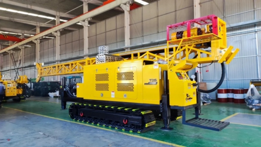 Crawler-Mounted Drilling Rig
